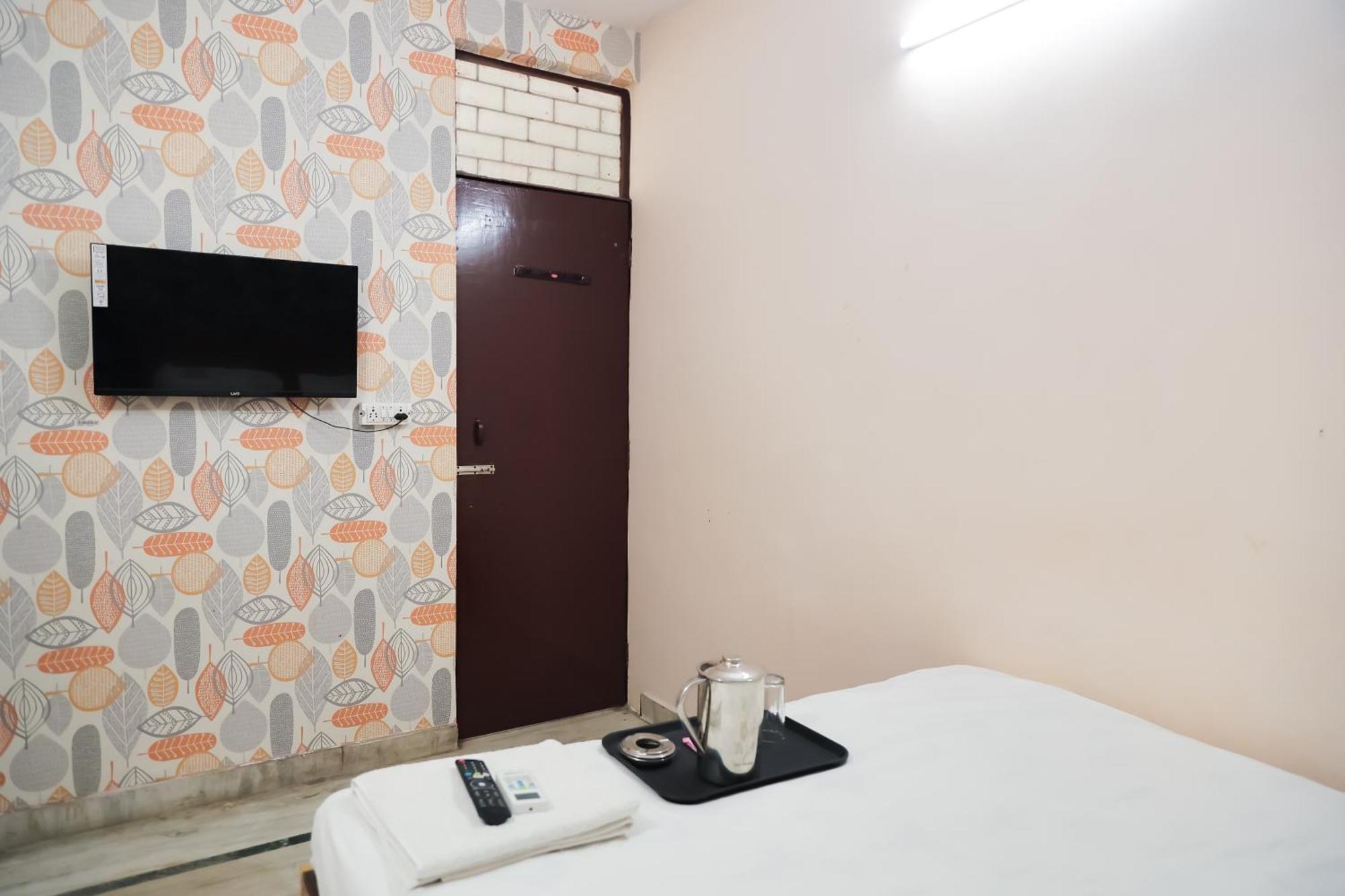 Mannat Stay Hotel - Laxmi Nagar Nueva Delhi Exterior foto