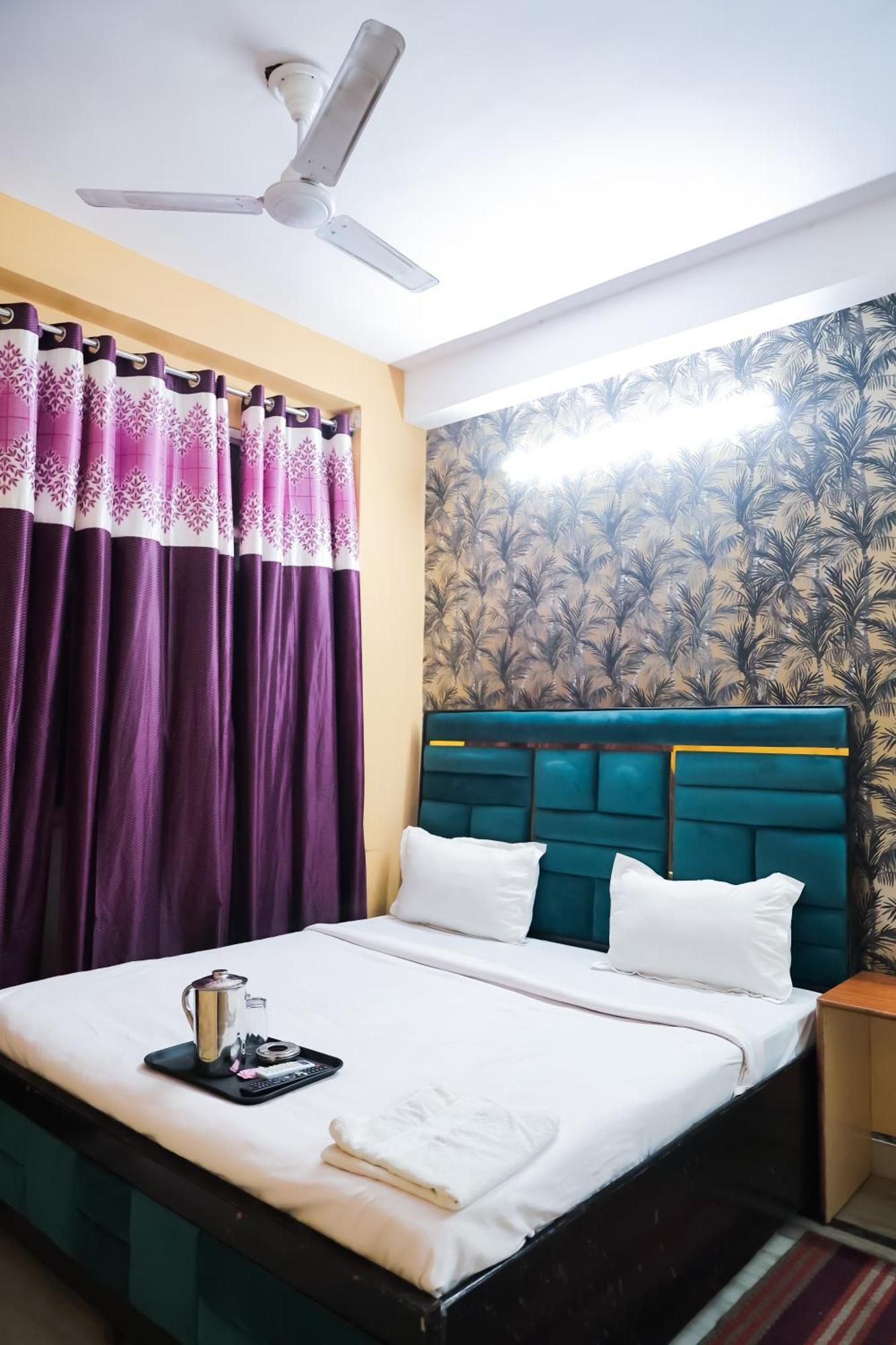 Mannat Stay Hotel - Laxmi Nagar Nueva Delhi Exterior foto